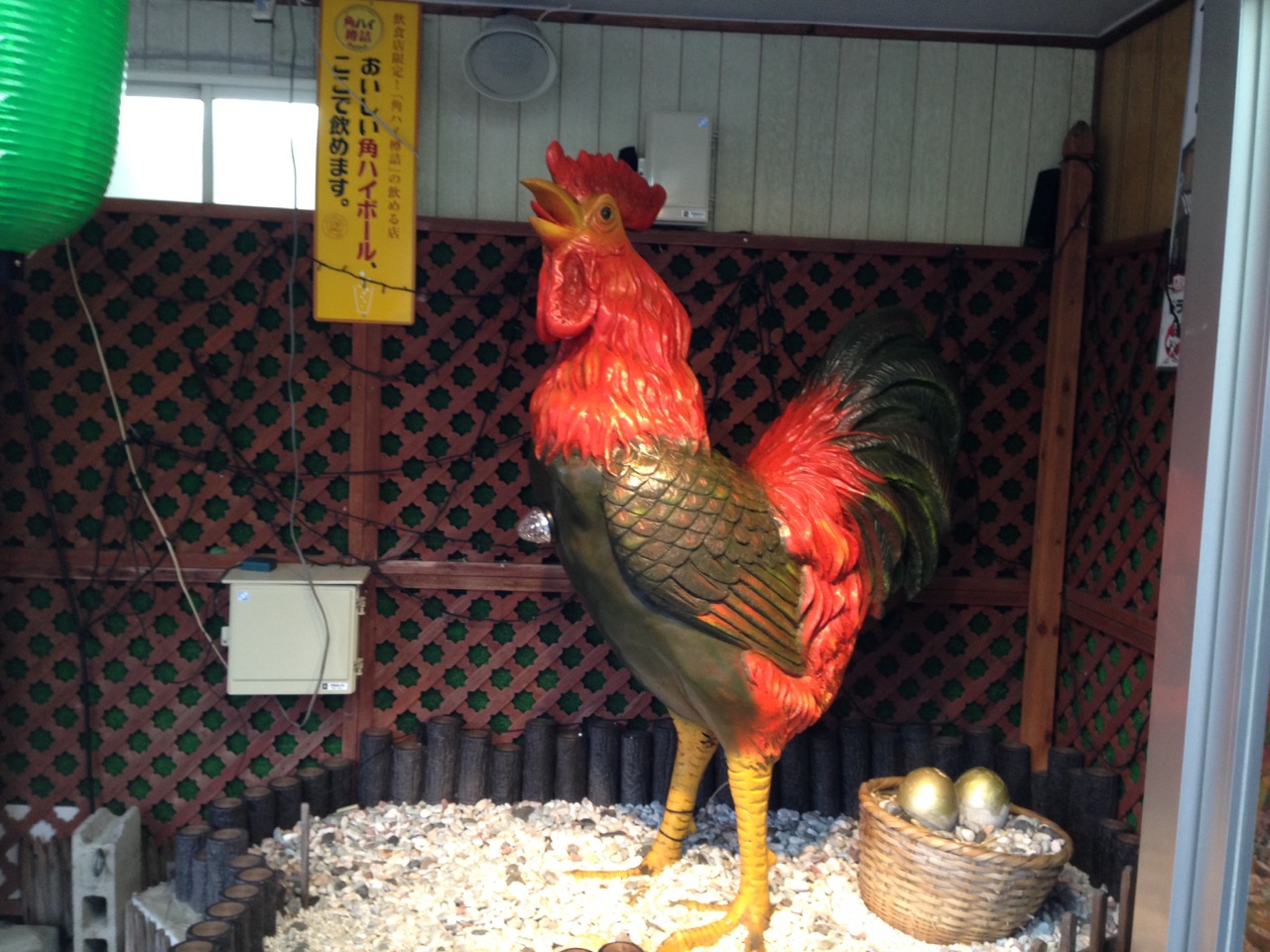 名前もすごいが肉がうまい！絶品焼き鳥「ドライブイン鳥」